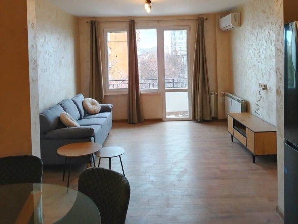 Дава се под наем Тристаен апартамент в София, Гео Милев - 80 кв.м за 866.49 € - Снимка #1