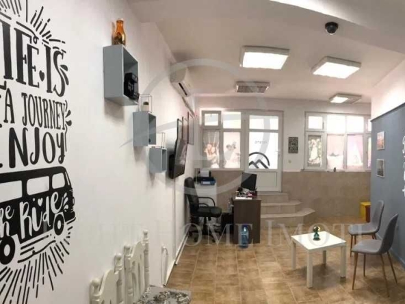 Магазин в Пловдив, Старият град - 98 кв.м за 781 €/кв.м - Снимка #1