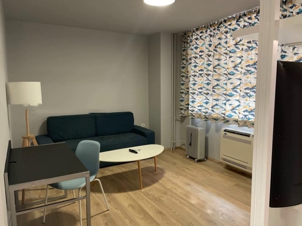 Дава се под наем Тристаен апартамент в София, Медицинска академия - 85 кв.м за 800 € - Снимка #1