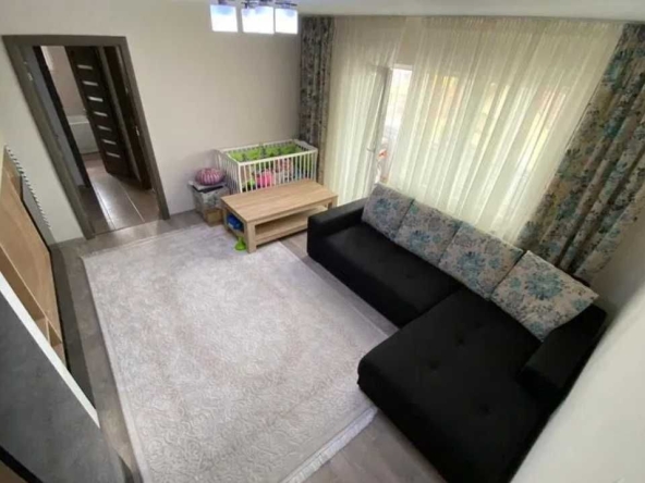 Дава се под наем Тристаен апартамент в Пловдив, Кършияка - 88 кв.м за 331.5 € - Снимка #1