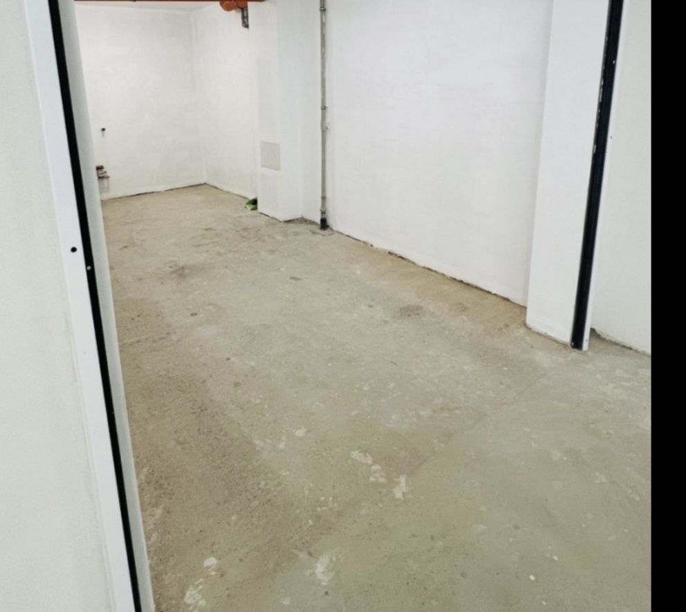Дава се под наем Гараж / Паркомясто в София, Студентски град - 20 кв.м за 99 € - Снимка #1