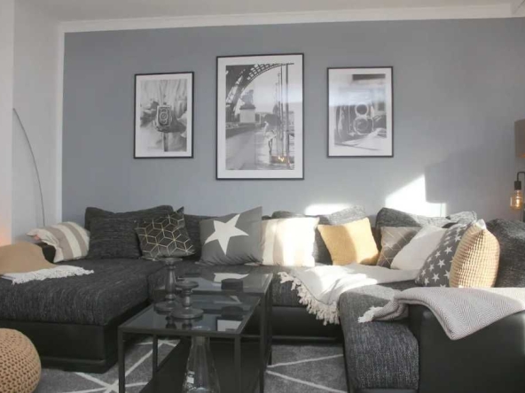 Дава се под наем Четиристаен апартамент в Пловдив, Център - 101 кв.м за 330 € - Снимка #1