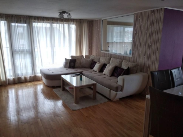 Дава се под наем Тристаен апартамент в София, Белите брези - 106 кв.м за 849 € - Снимка #1