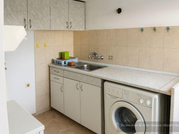 Дава се под наем Етаж от къща в Варна, Христо Ботев - 60 кв.м за 269.28 € - Снимка #1