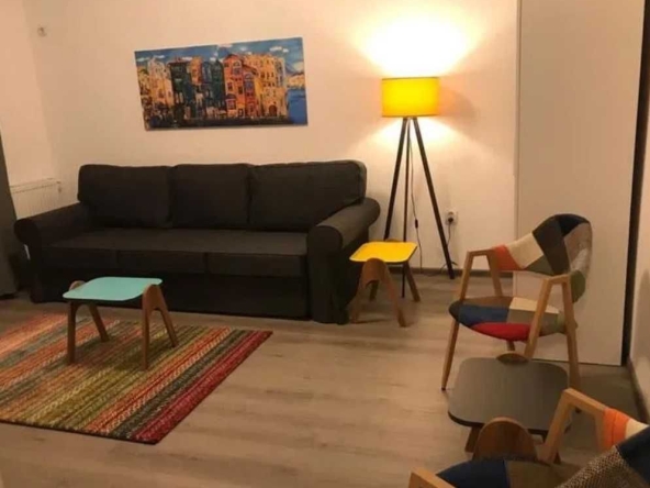 Дава се под наем Едностаен апартамент в Бургас, Победа - 40 кв.м за 163.2 € - Снимка #1