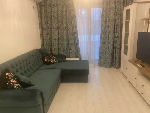 Дава се под наем Тристаен апартамент в Пловдив, Център - 72 кв.м за 178.5 € - Снимка #1