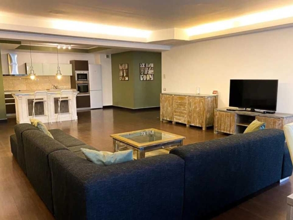 Дава се под наем Тристаен апартамент в Пловдив, Прослав - 88 кв.м за 280.5 € - Снимка #1