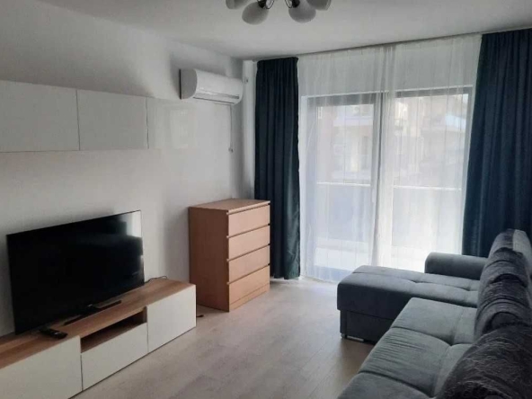 Дава се под наем Едностаен апартамент в Пловдив, Център - 45 кв.м за 153 € - Снимка #1