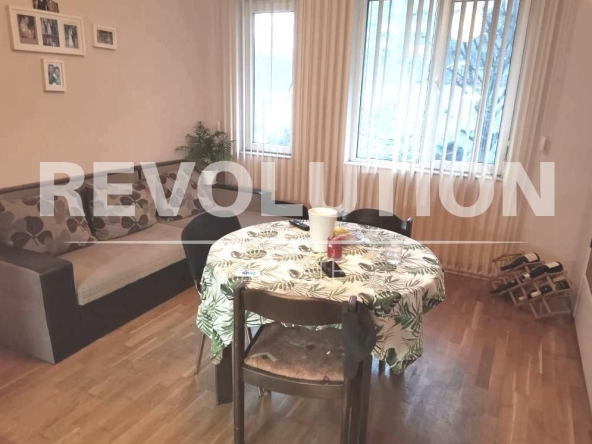 Дава се под наем Двустаен апартамент в Варна, Лятно кино Тракия - 56 кв.м за 325 € - Снимка #1