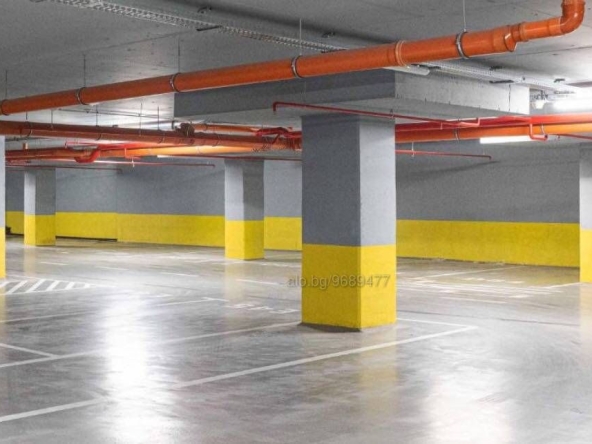 Дава се под наем Гараж / Паркомясто в Бургас, Братя Миладинови - 12 кв.м за 71.4 € - Снимка #1