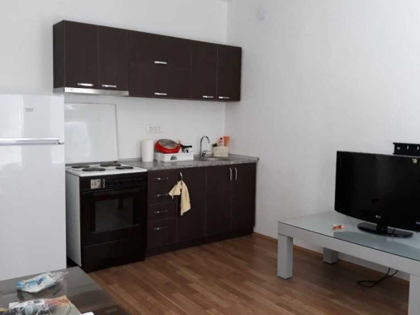 Дава се под наем Двустаен апартамент в с. Свобода, Област Бургас - 60 кв.м за 178.5 € - Снимка #1