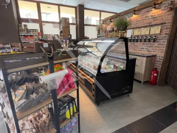 Магазин в Бургас, Сарафово - 70 кв.м за 1472 €/кв.м - Снимка #1