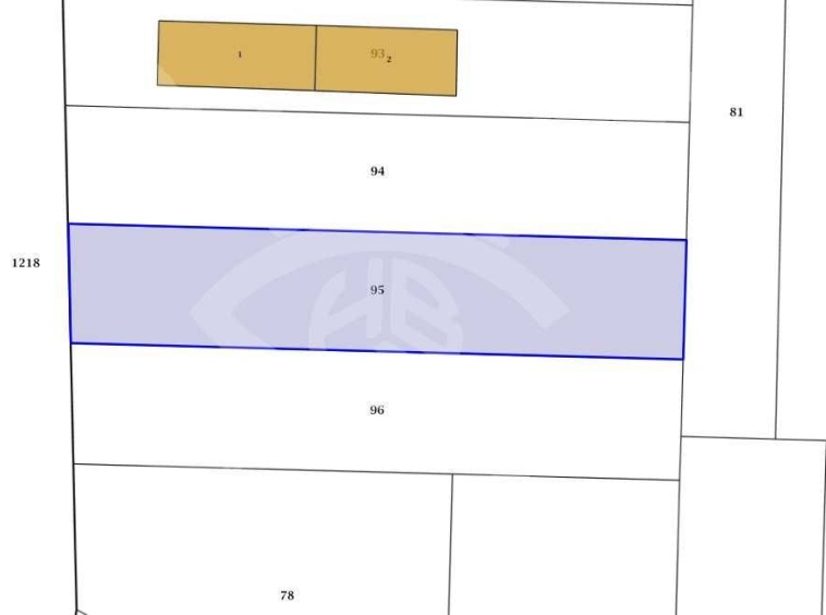 Земеделски имот в с. Крумово, Област Пловдив -  кв.м за 59388 €/дка - Снимка #1