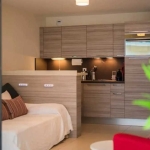 Дава се под наем Едностаен апартамент в Пловдив, Младежки Хълм - 44 кв.м за 188.7 € - Снимка #1