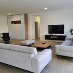 Дава се под наем Тристаен апартамент в Пловдив, Център - 102 кв.м за 453.9 € - Снимка #1