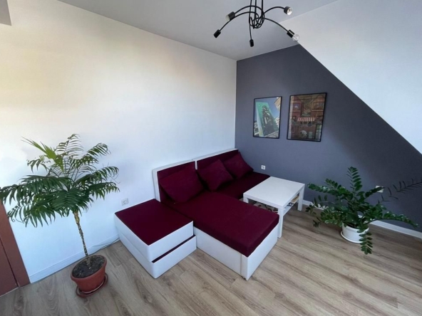 Дава се под наем Двустаен апартамент в Пловдив, Кършияка - 60 кв.м за 300 € - Снимка #1