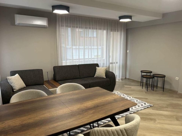 Дава се под наем Двустаен апартамент в Пловдив, Център - 64 кв.м за 600 € - Снимка #1