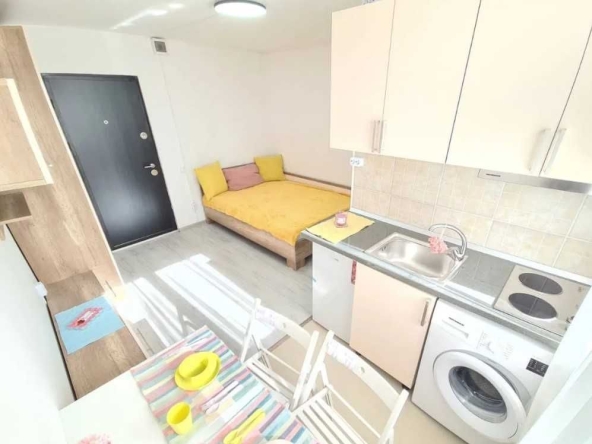 Дава се под наем Двустаен апартамент в Пловдив, Гагарин - 65 кв.м за 367.2 € - Снимка #1