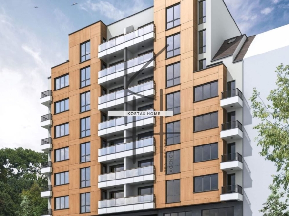 Тристаен апартамент в Варна, Център - 96 кв.м за 2000 €/кв.м - Снимка #1