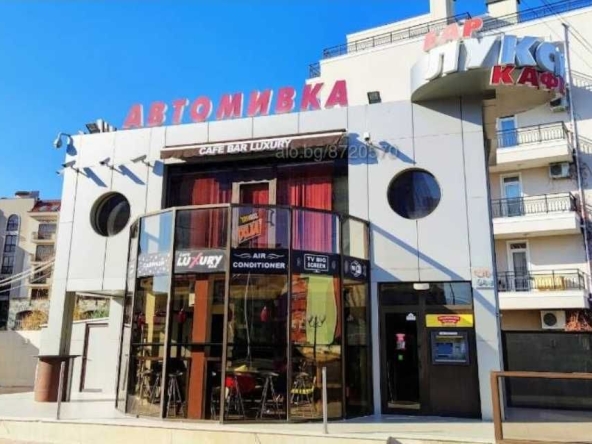 Дава се под наем Заведение в Банкя - 731 кв.м за 2550 € - Снимка #1