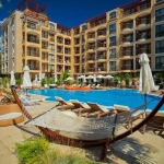 Двустаен апартамент в к.к. Слънчев бряг - 66 кв.м за 1213 €/кв.м - Снимка #1