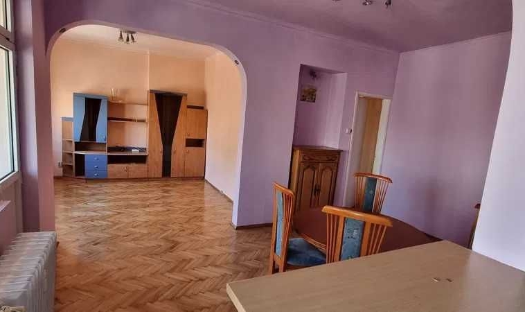 Дава се под наем Тристаен апартамент в София, Център - 110 кв.м за 899лв € - Снимка #6