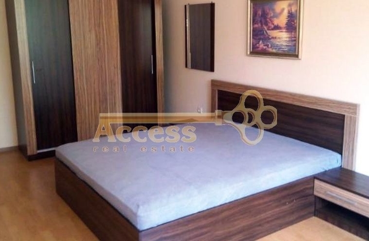Дава се под наем Двустаен апартамент в Варна, Бриз - 90 кв.м за 300 € - Снимка #5