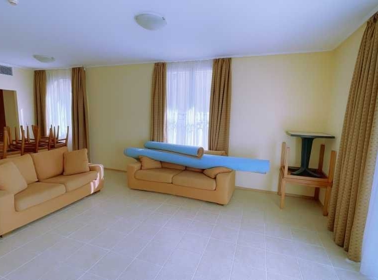 Тристаен апартамент в Поморие - 128 кв.м за 508 €/кв.м - Снимка #9