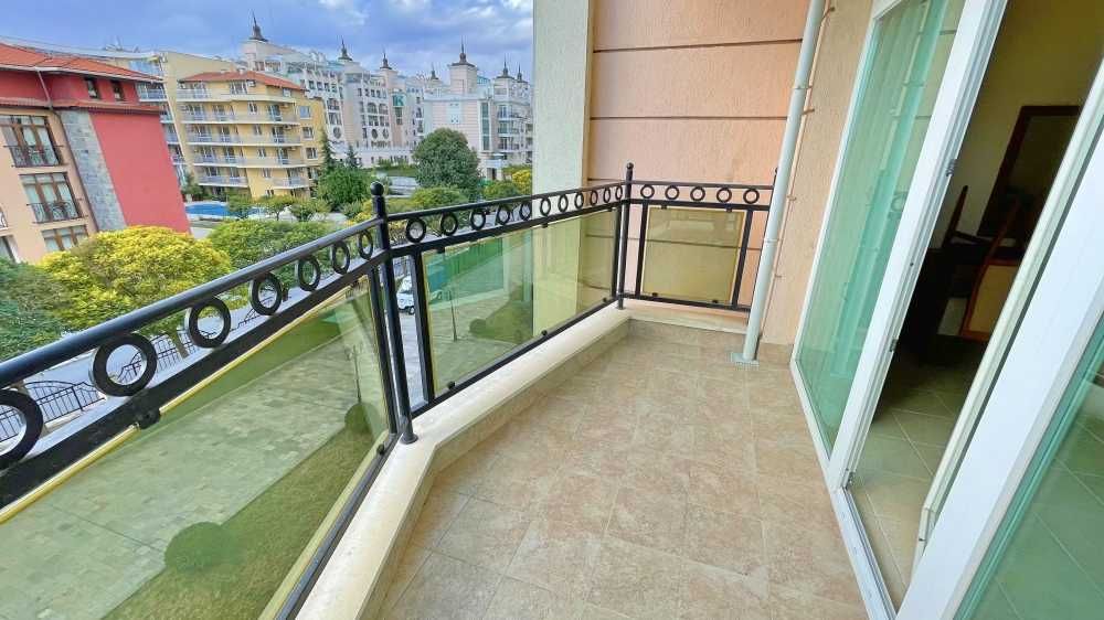 Тристаен апартамент в Поморие - 128 кв.м за 508 €/кв.м - Снимка #12