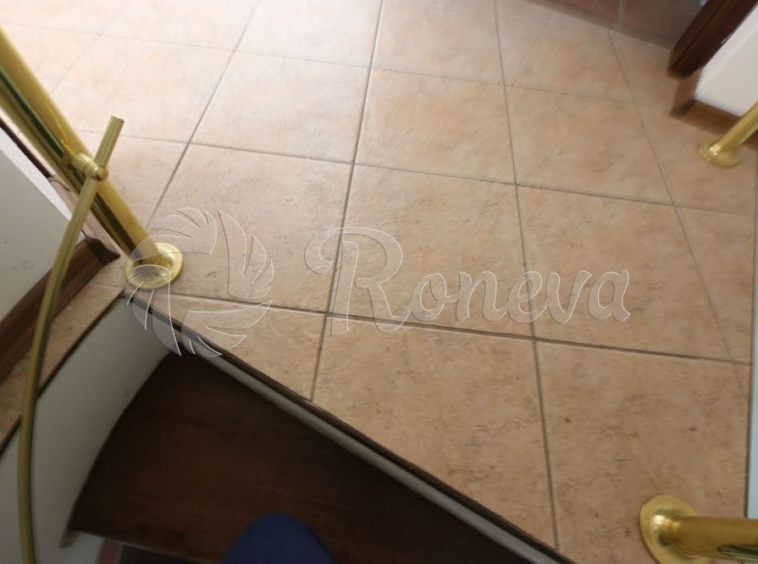 Дава се под наем Офис в Варна, Център - 150 кв.м за 450 € - Снимка #5