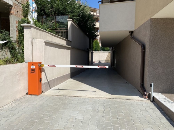 Дава се под наем Гараж / Паркомясто в Стара Загора, Казански - 22 кв.м за 120лв € - Снимка #1