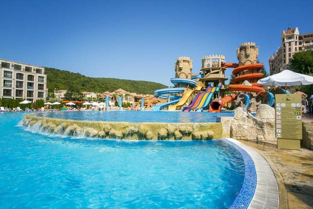 Тристаен апартамент в к.к. Елените - 119 кв.м за 1009 €/кв.м - Снимка #16