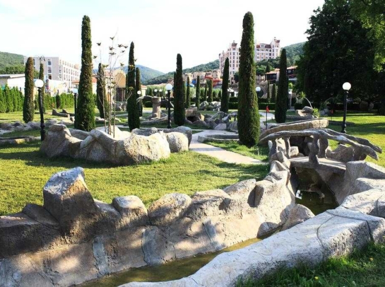 Тристаен апартамент в к.к. Елените - 119 кв.м за 1009 €/кв.м - Снимка #18