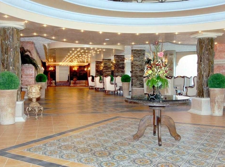 Тристаен апартамент в к.к. Елените - 119 кв.м за 1009 €/кв.м - Снимка #17