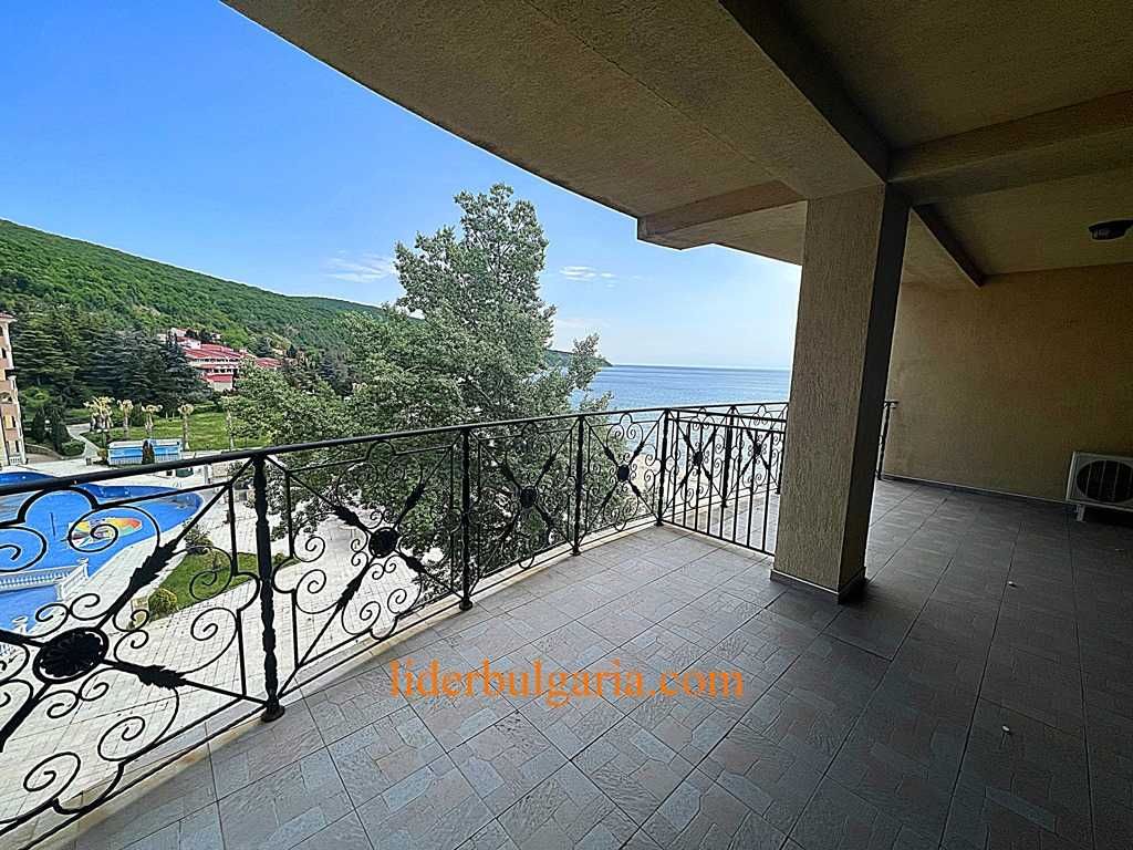 Тристаен апартамент в к.к. Елените - 119 кв.м за 1009 €/кв.м - Снимка #3