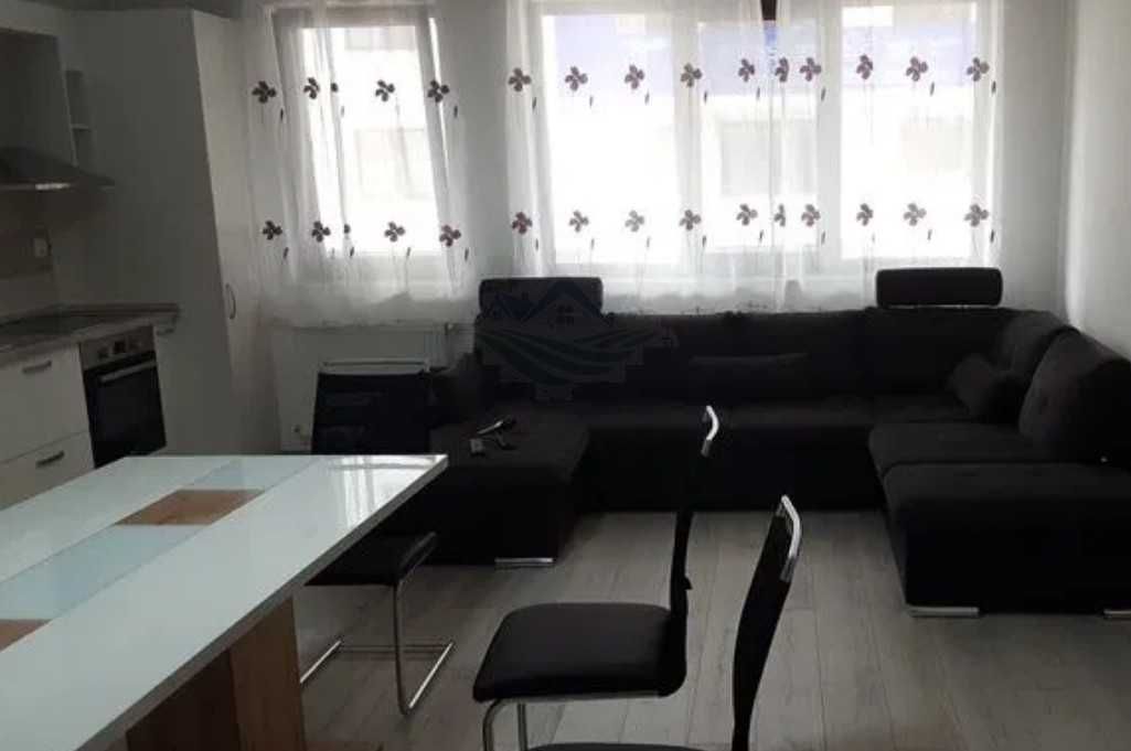 Дава се под наем Тристаен апартамент в Пловдив, Западен - 90 кв.м за 410лв € - Снимка #1