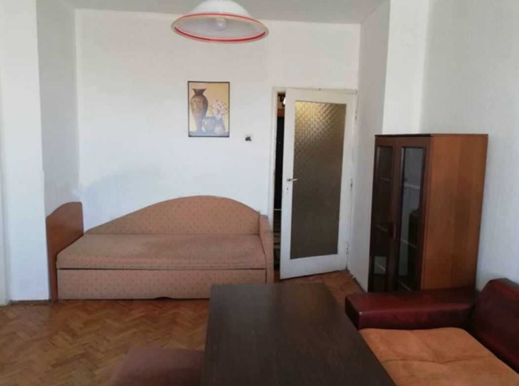 Дава се под наем Тристаен апартамент в Варна, Колхозен пазар - 80 кв.м за 275 € - Снимка #4