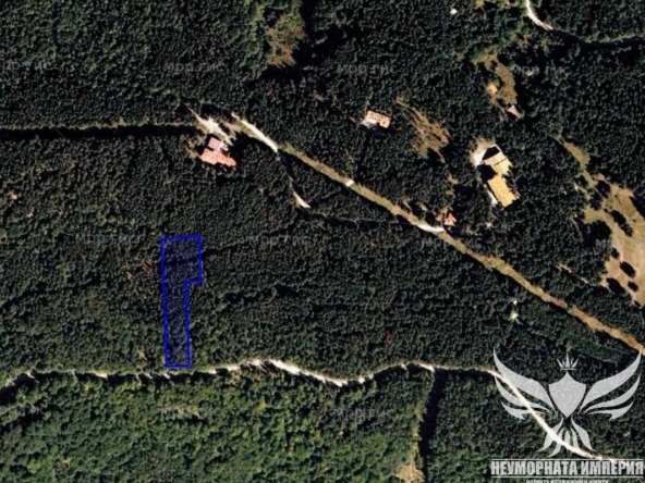 Земеделски имот в с. Добралък, Област Пловдив -  кв.м за 10834 €/дка - Снимка #1