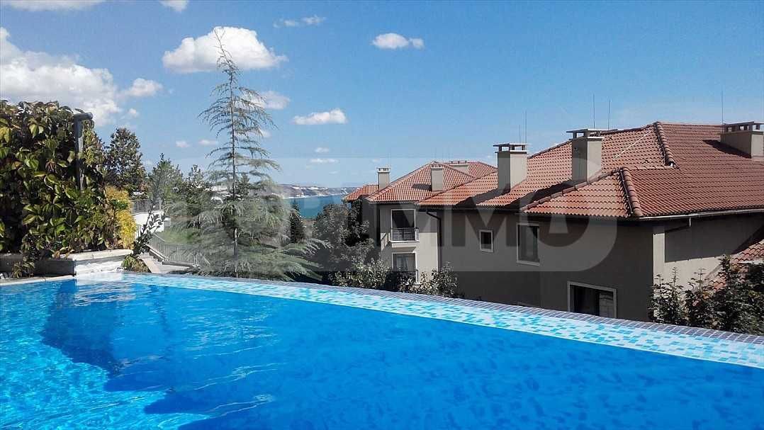 Двустаен апартамент в Каварна - 71 кв.м за 2043 €/кв.м - Снимка #10