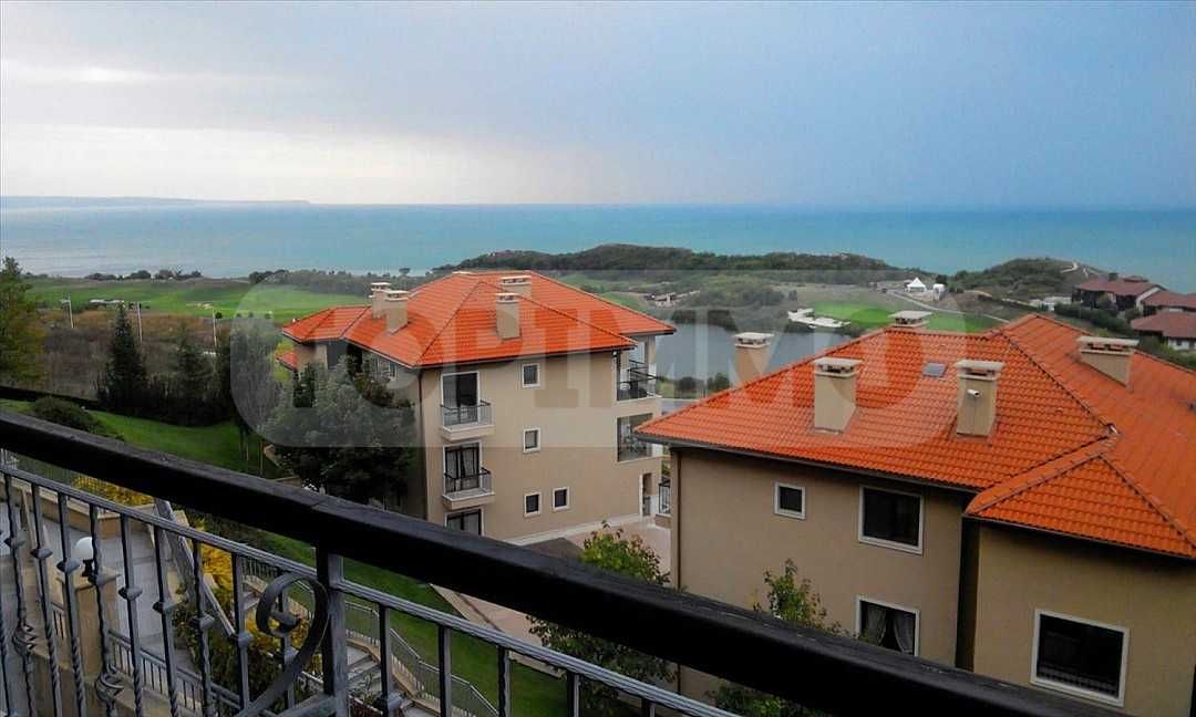 Тристаен апартамент в Каварна - 122 кв.м за 1386 €/кв.м - Снимка #1