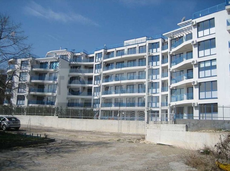 Двустаен апартамент в Балчик - 56 кв.м за 965 €/кв.м - Снимка #2