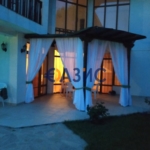 Къща в Каблешково - 179 кв.м за 922 €/кв.м - Снимка #1