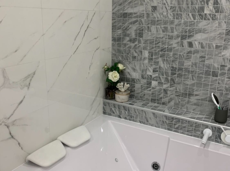 Четиристаен апартамент в Пазарджик, Идеален център - 220 кв.м за 841 €/кв.м - Снимка #18