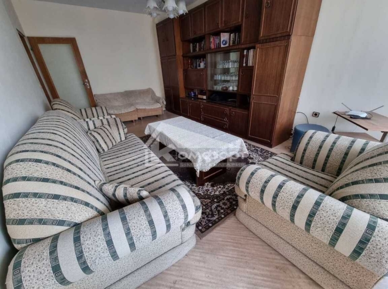 Тристаен апартамент в Стара Загора, Център - 60 кв.м за 1067 €/кв.м - Снимка #1