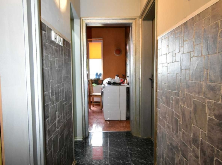 Двустаен апартамент в Перник, Димова махала - 74 кв.м за 1426 €/кв.м - Снимка #8