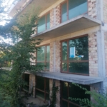 Хотел в с. Варвара, Област Бургас - 860 кв.м за 233 €/кв.м - Снимка #1