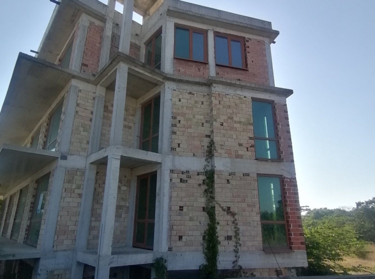 Хотел в с. Варвара, Област Бургас - 860 кв.м за 233 €/кв.м - Снимка #8