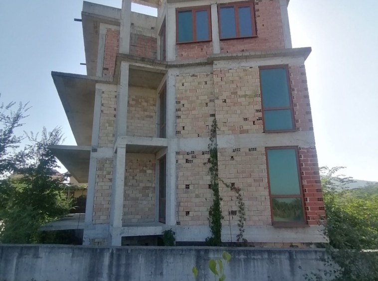 Хотел в с. Варвара, Област Бургас - 860 кв.м за 233 €/кв.м - Снимка #11