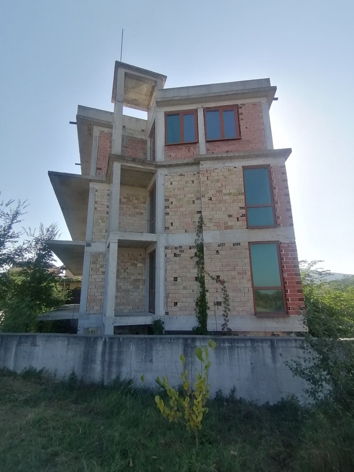 Хотел в с. Варвара, Област Бургас - 860 кв.м за 233 €/кв.м - Снимка #11