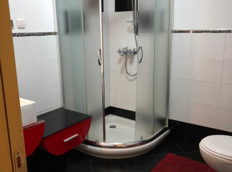 Къща в с. Студена, Област Перник - 240 кв.м за 1042 €/кв.м - Снимка #6